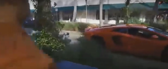 又一輛 Lamborghini Aventador 在美國 Florida 燒起來了......
